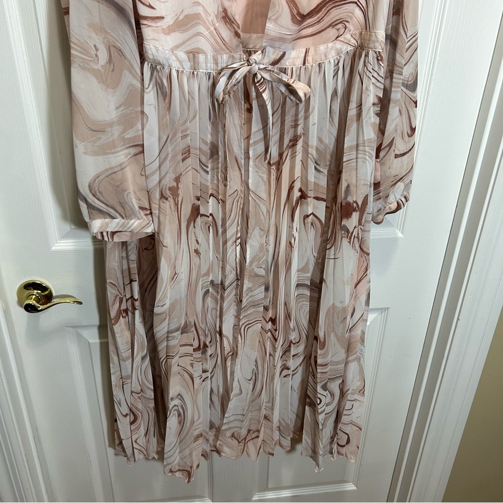 Torrid Swirl Pattern Thin Pleated Duster - image 4